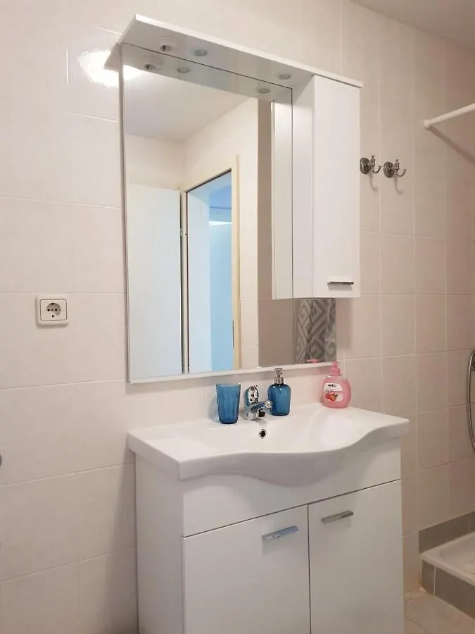 Stella Deluxe Superior 5 Star Apartment, Your Piece Of Heaven By The Sea & Park, With Sea View 0*, Novigrad (Istria) Croatia