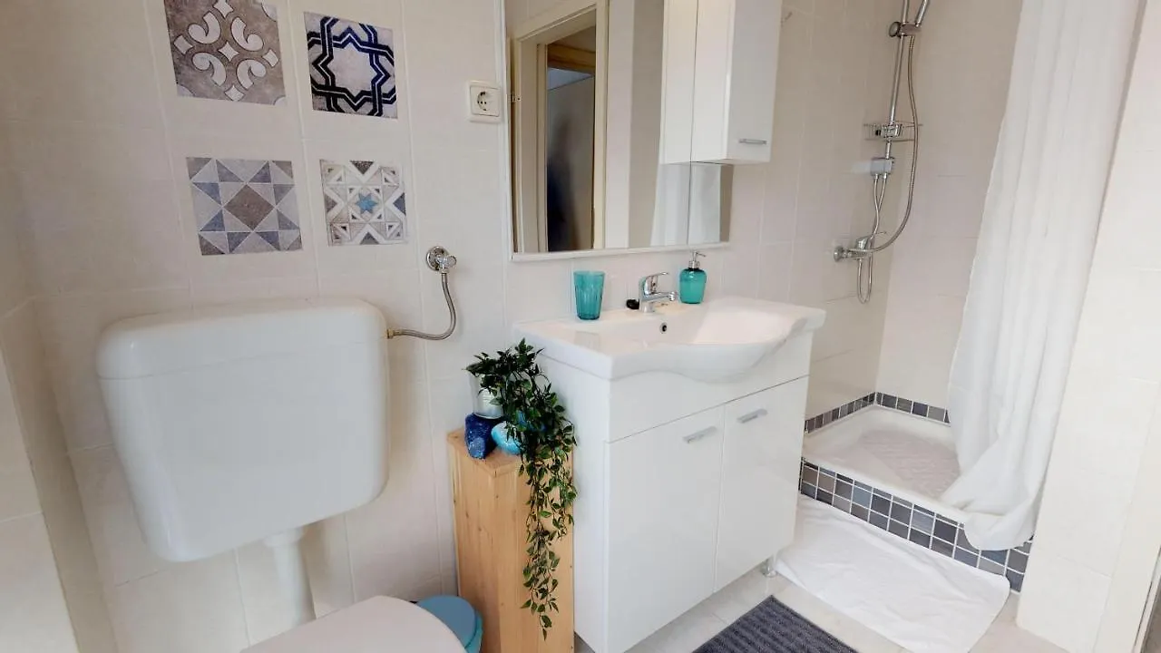Stella Deluxe Superior 5 Star Apartment, Your Piece Of Heaven By The Sea & Park, With Sea View Apartman Novigrad (Istria)